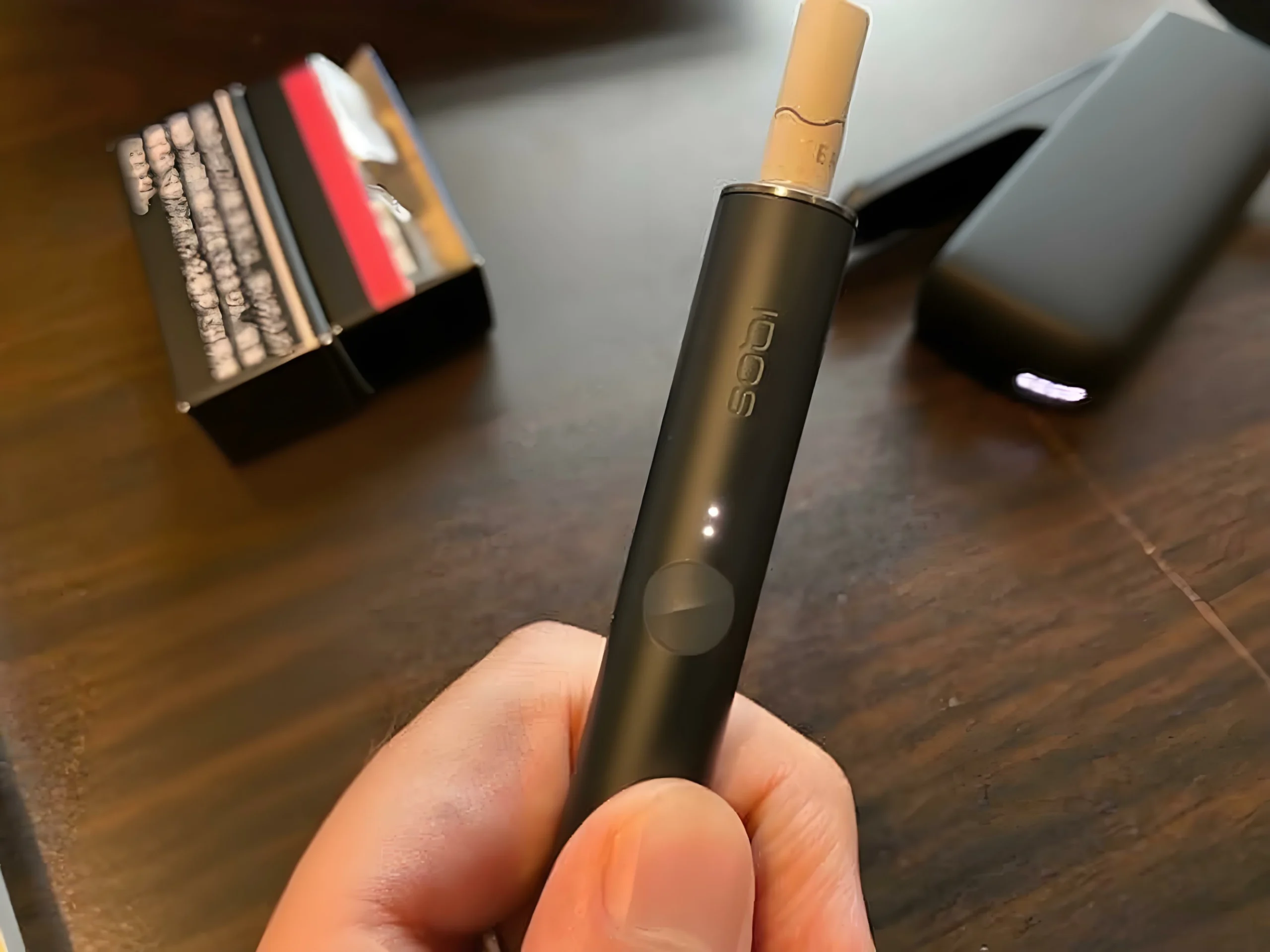 IQOS ILUMA 振動場景
